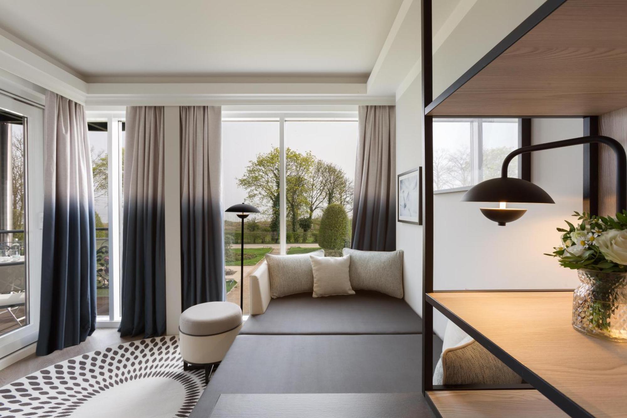 Hotel Kaiserhof Heringsdorf エクステリア 写真