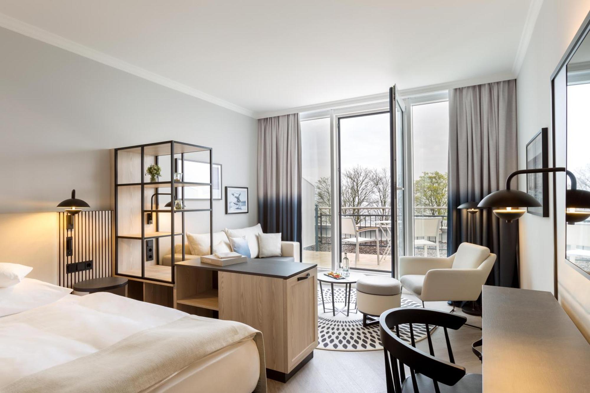 Hotel Kaiserhof Heringsdorf エクステリア 写真